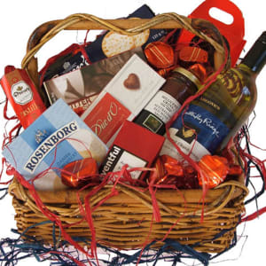 Hamper Moments A Sweet Taste With Personalization Gifts