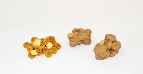 Milk Chocolate Peanut Nut Cluster Sweet Old Fashioned Retro Party Treats Xmas