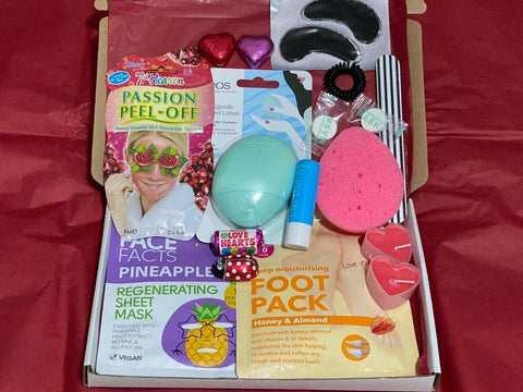 Personalised Hamper Gift Pamper Box Birthday Present Girlfriend Sister Best Friend Gift For Her Mother Hug In A Box Self Care Skin Care Box